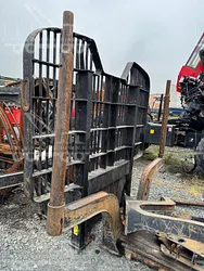 Headboard and Stanchions from John Deere 1110E