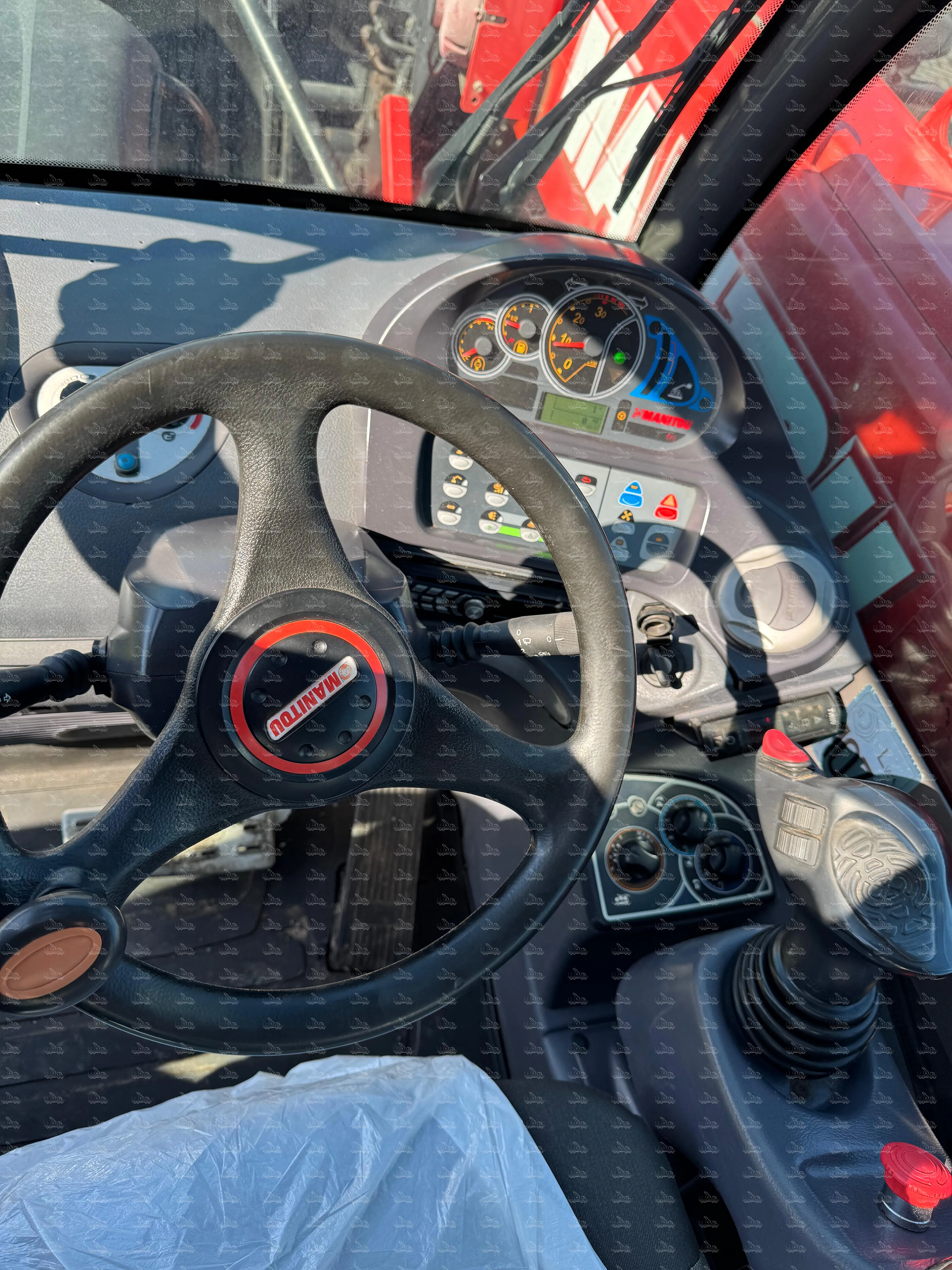 Маниту MT 840-137PS