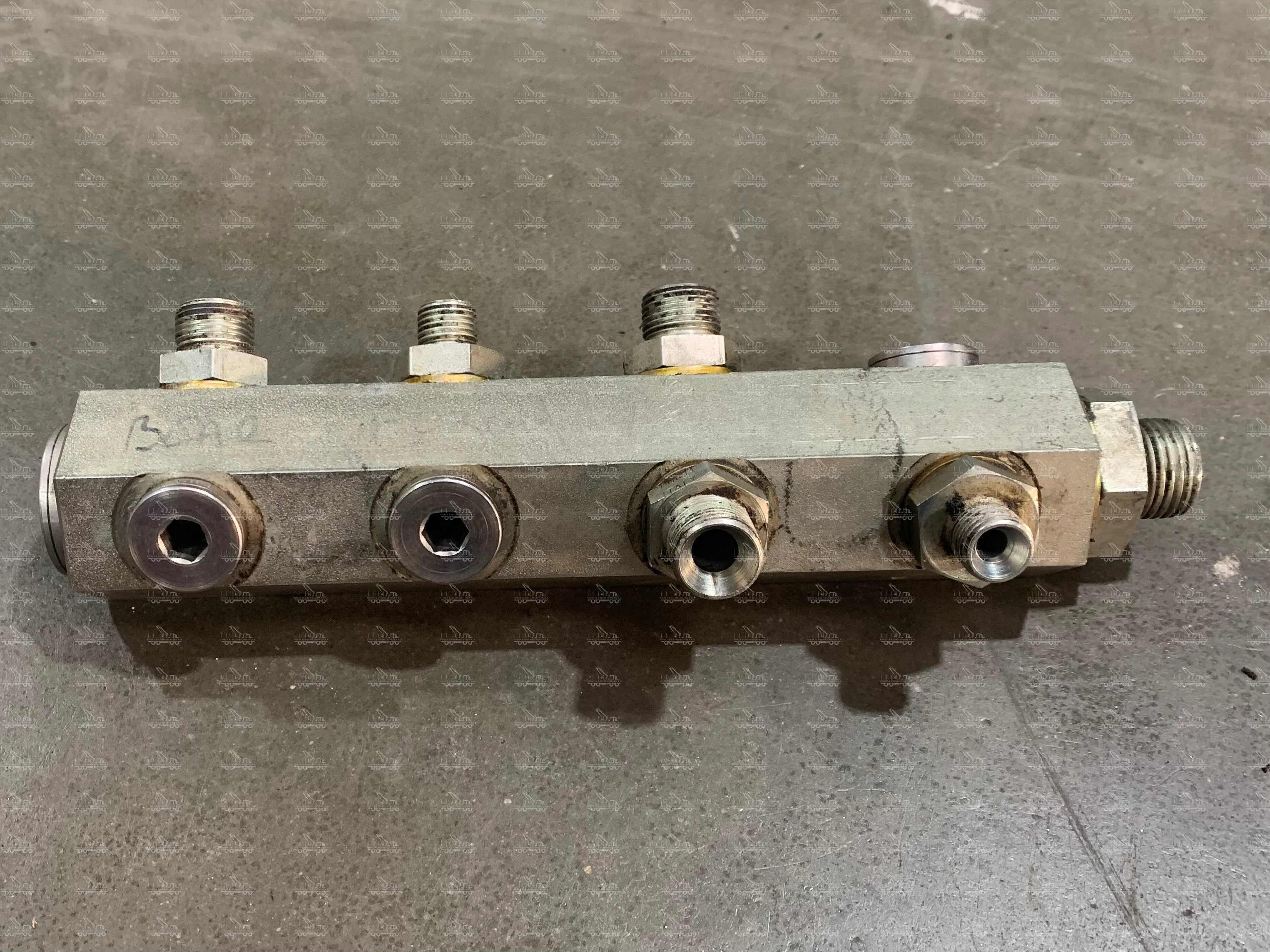 Ventilblock Ölkühler für Ponsse