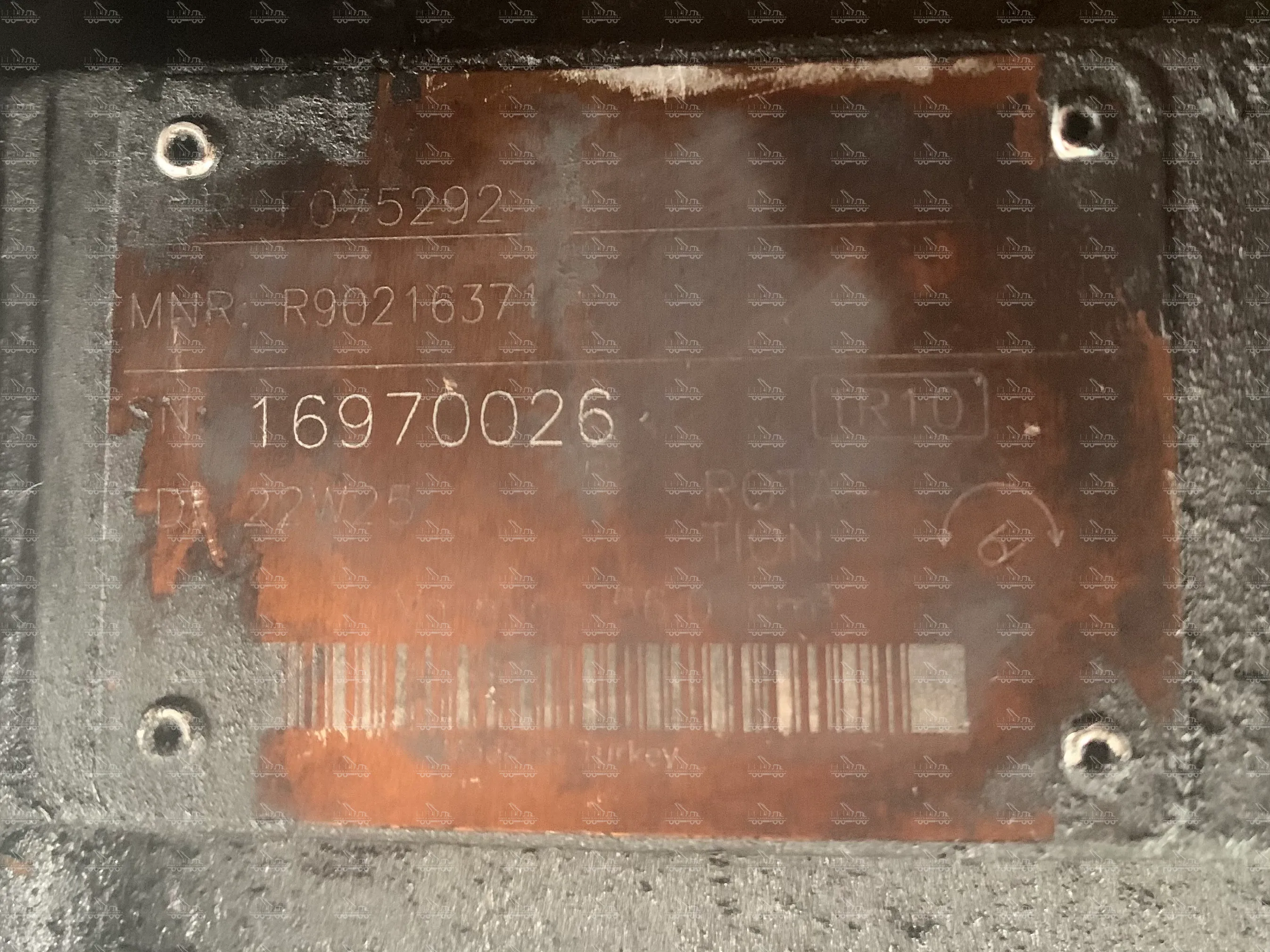 John Deere 1110E гидравлический мотор F075292, раздаточная коробка F687724