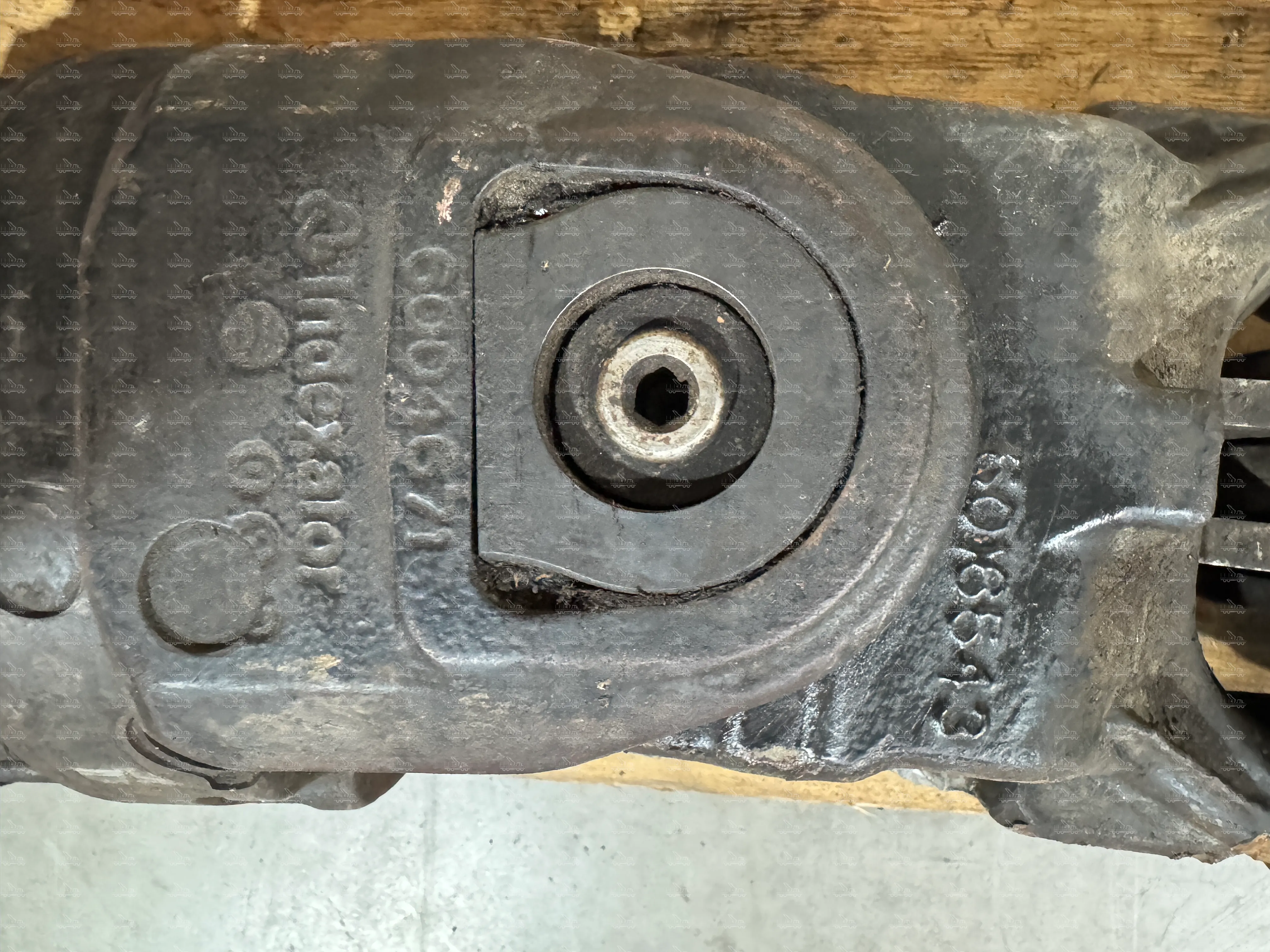 Rotator 6004671 Double vibration damper for Ponsse