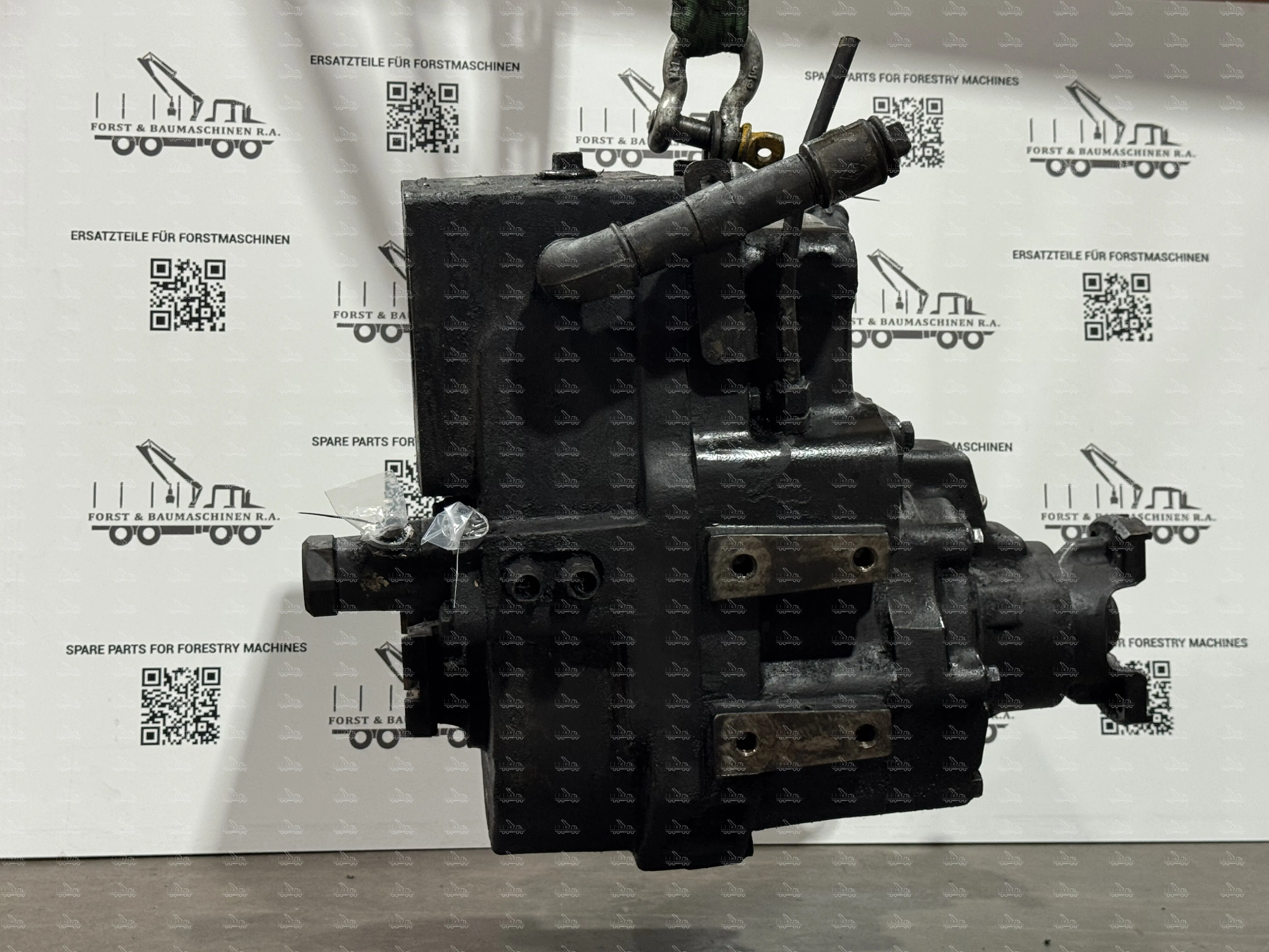 John Deere 1110E 1210G transfer case F687724