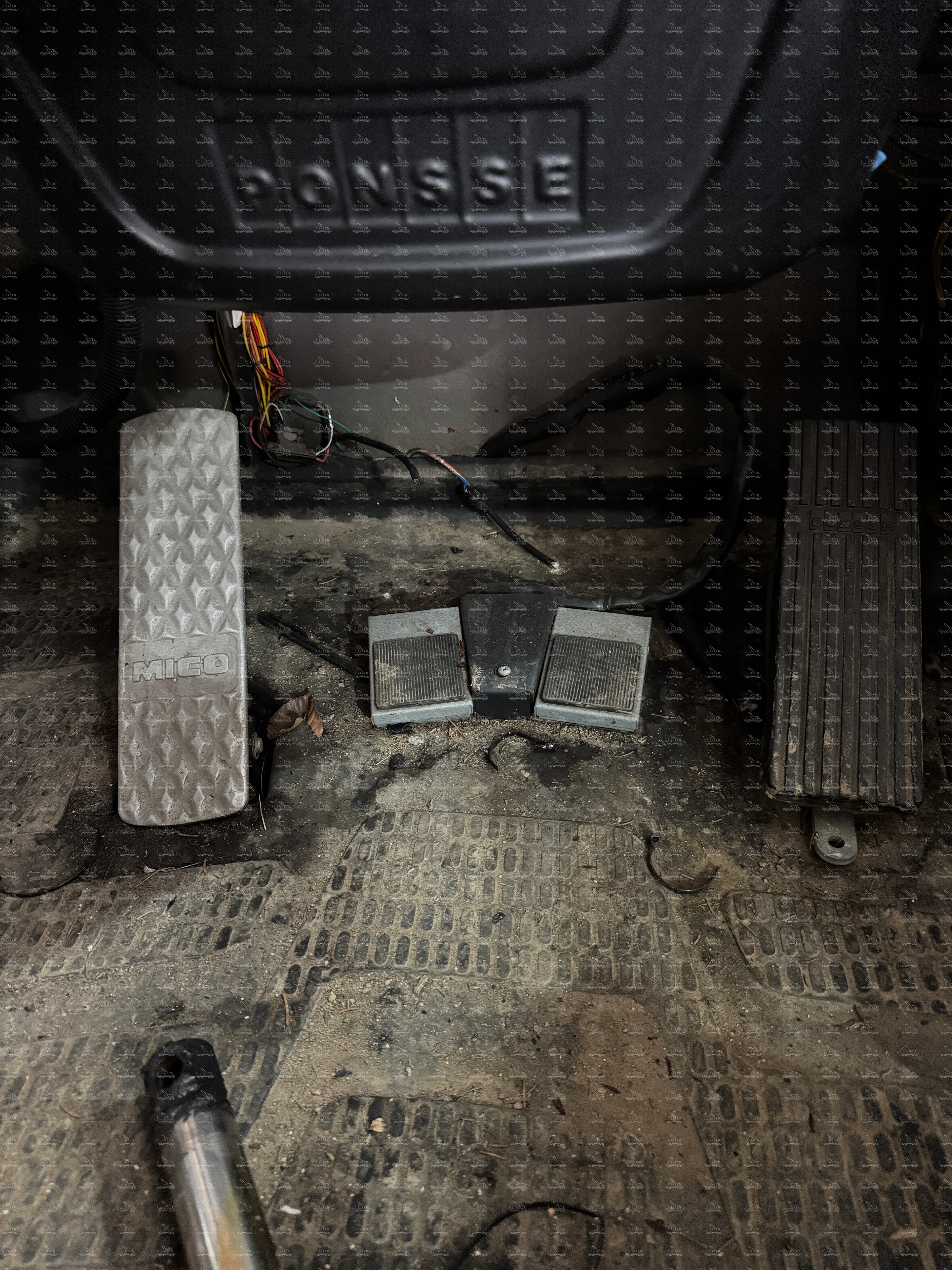 Accelerator pedal brake pedal harvester for Ponsse Ergo Bear