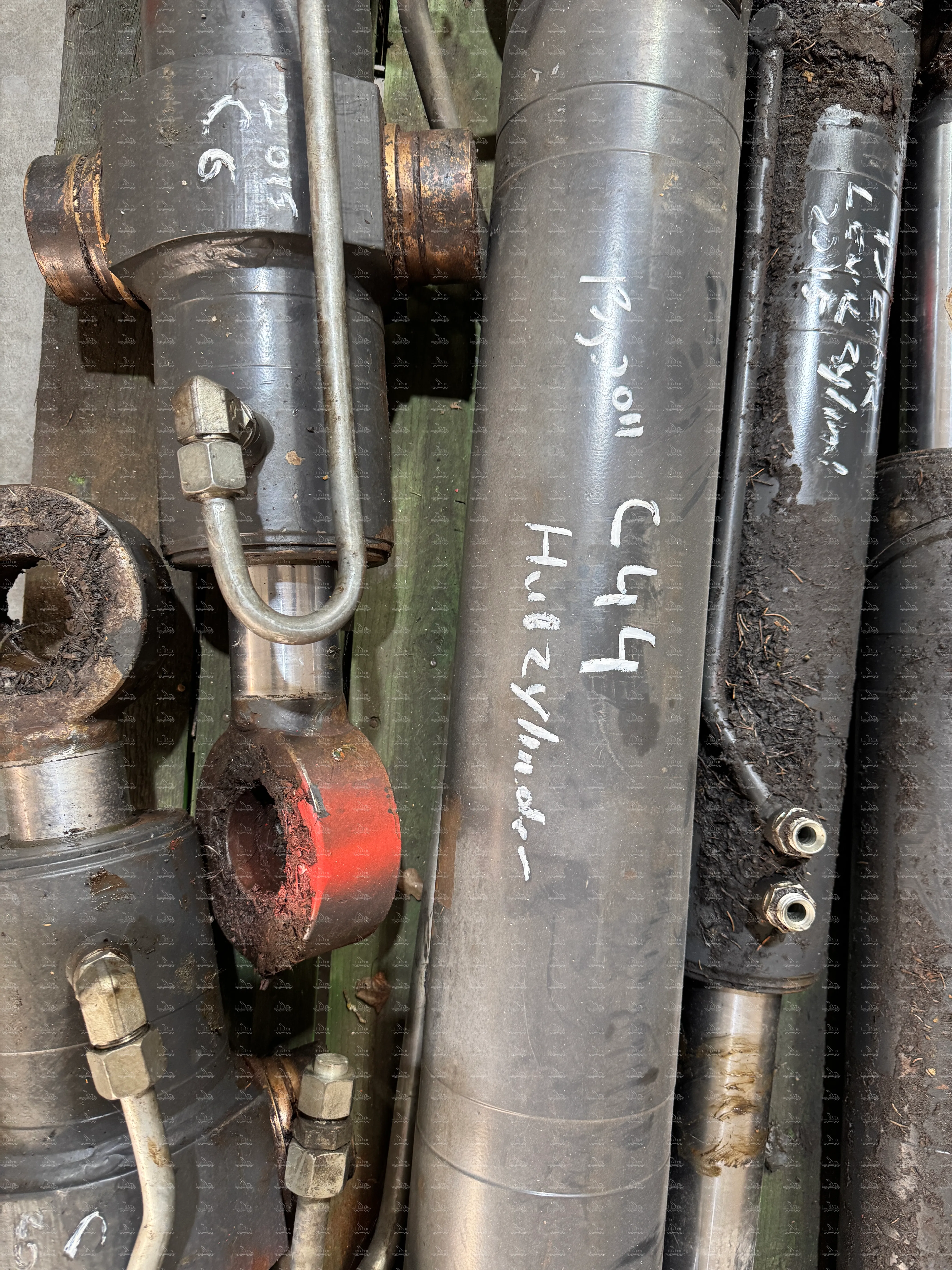 Steering lifting cylinder hydraulic cylinder Tilt cylinder Ponsse Harvester Ergo 8W