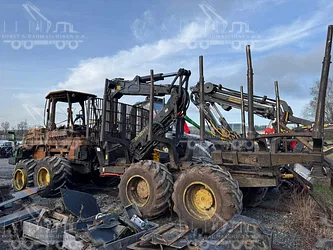 John Deere 1210G with CF7 crane