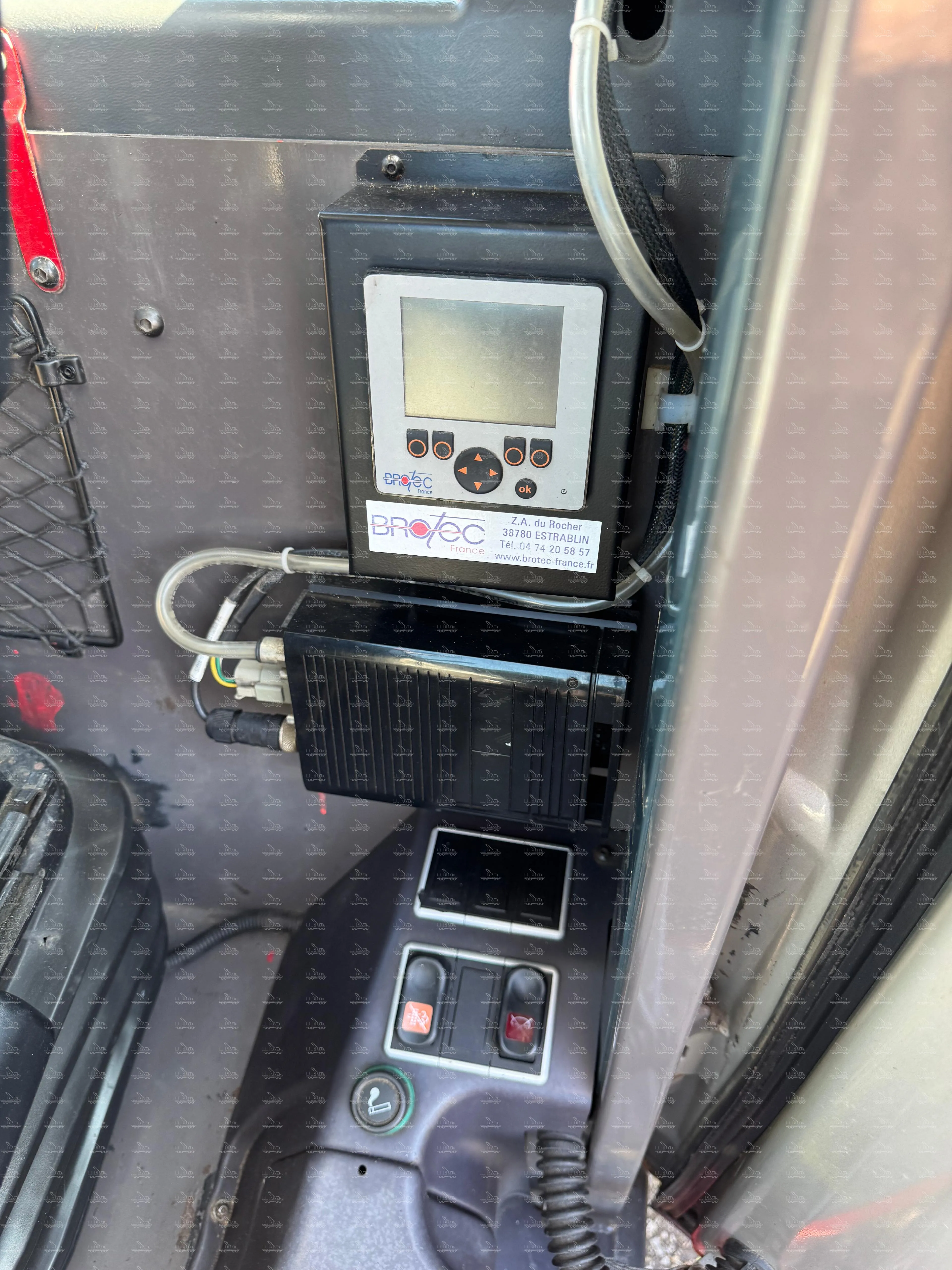 Маниту MT 840-137PS