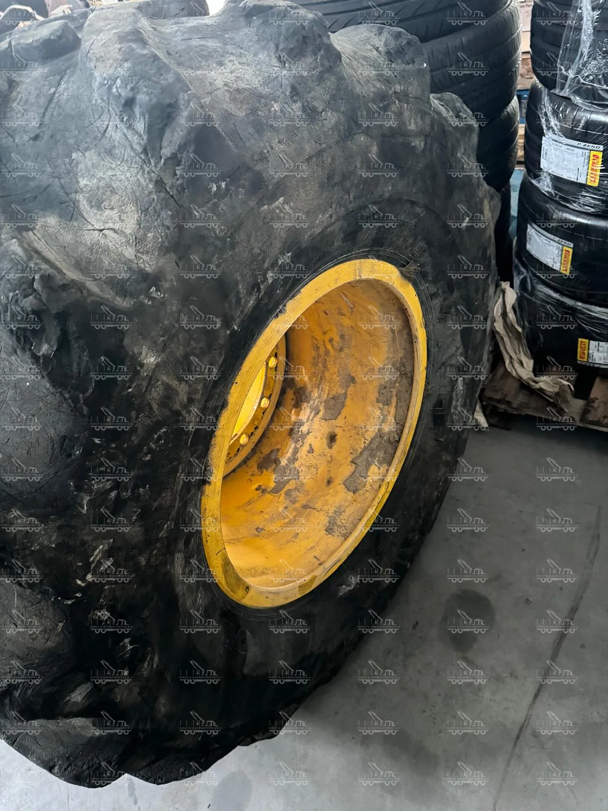 Complete wheels rims with tires for Ponsse Bear