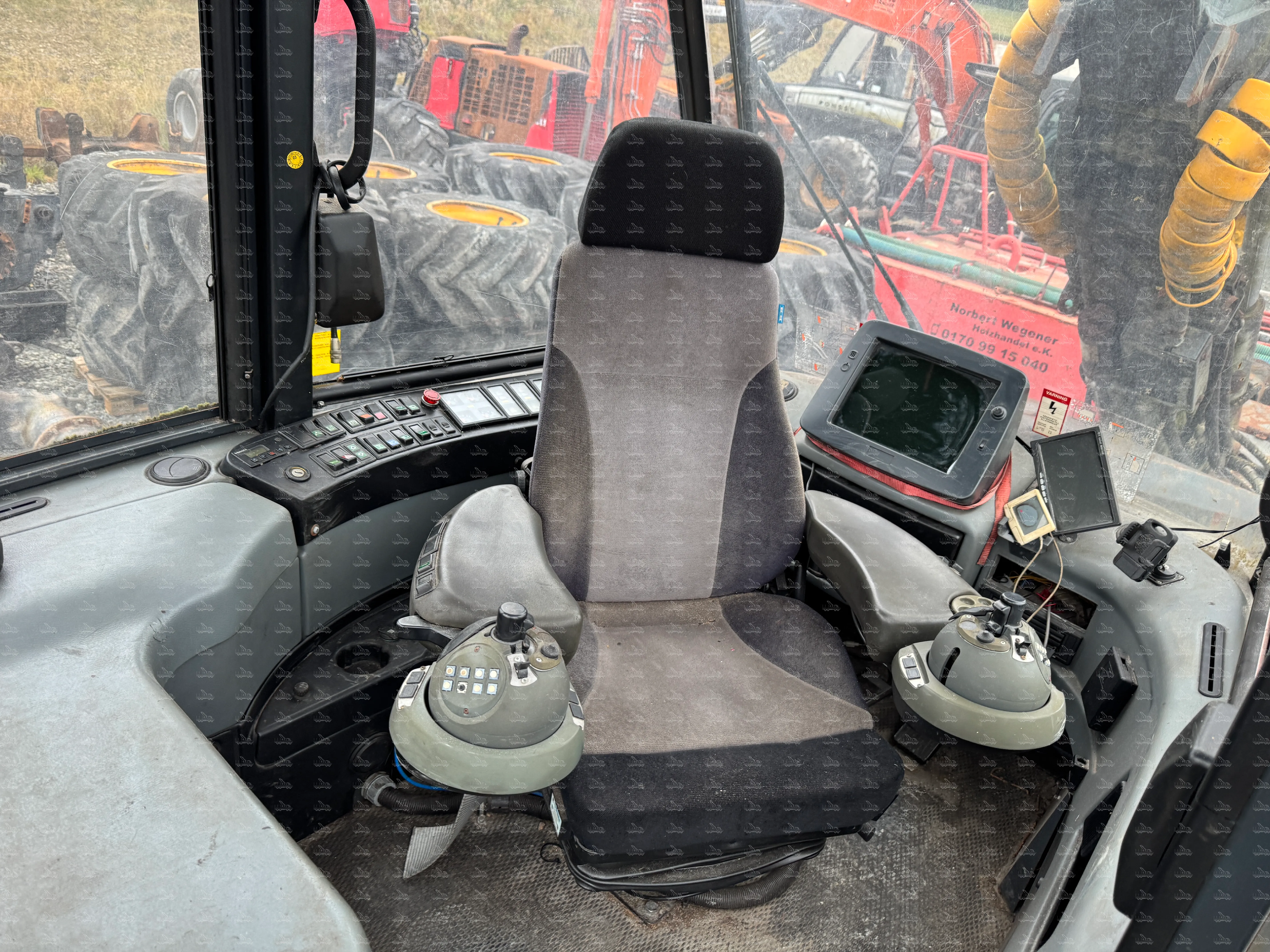 Ponsse Ergo 6W Harvester without saw unit