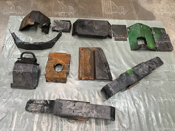 John Deere 1110E various covers protection