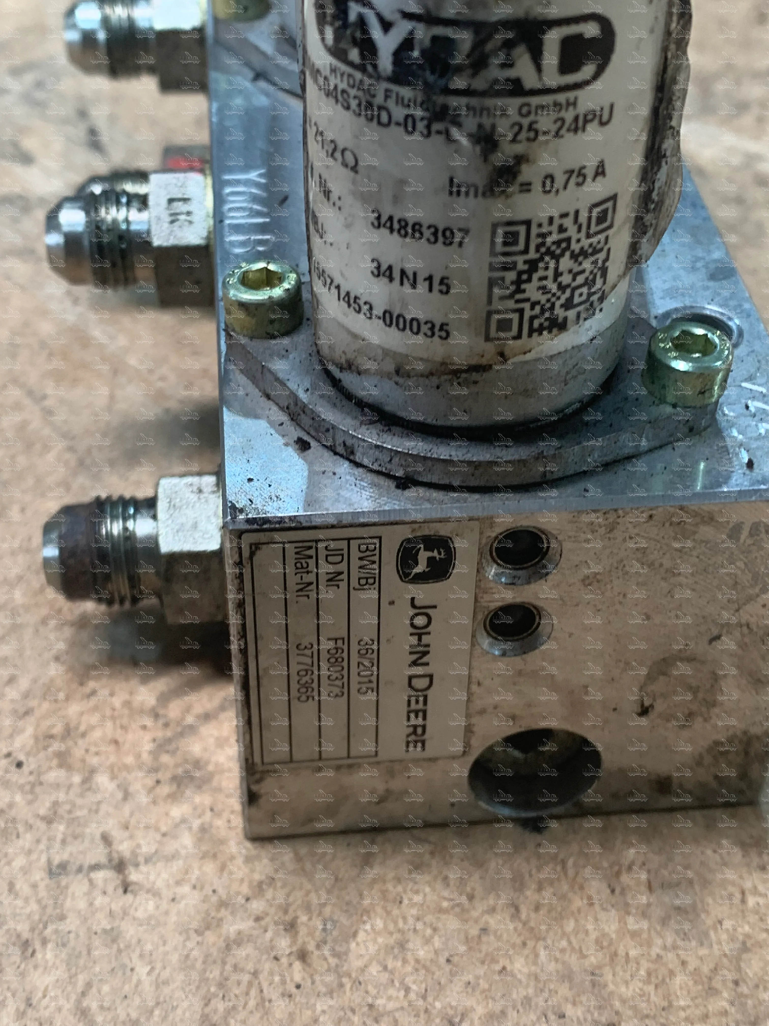 Stapelhydraulik Vorsteuerventil F680373 John Deere Pilotventil