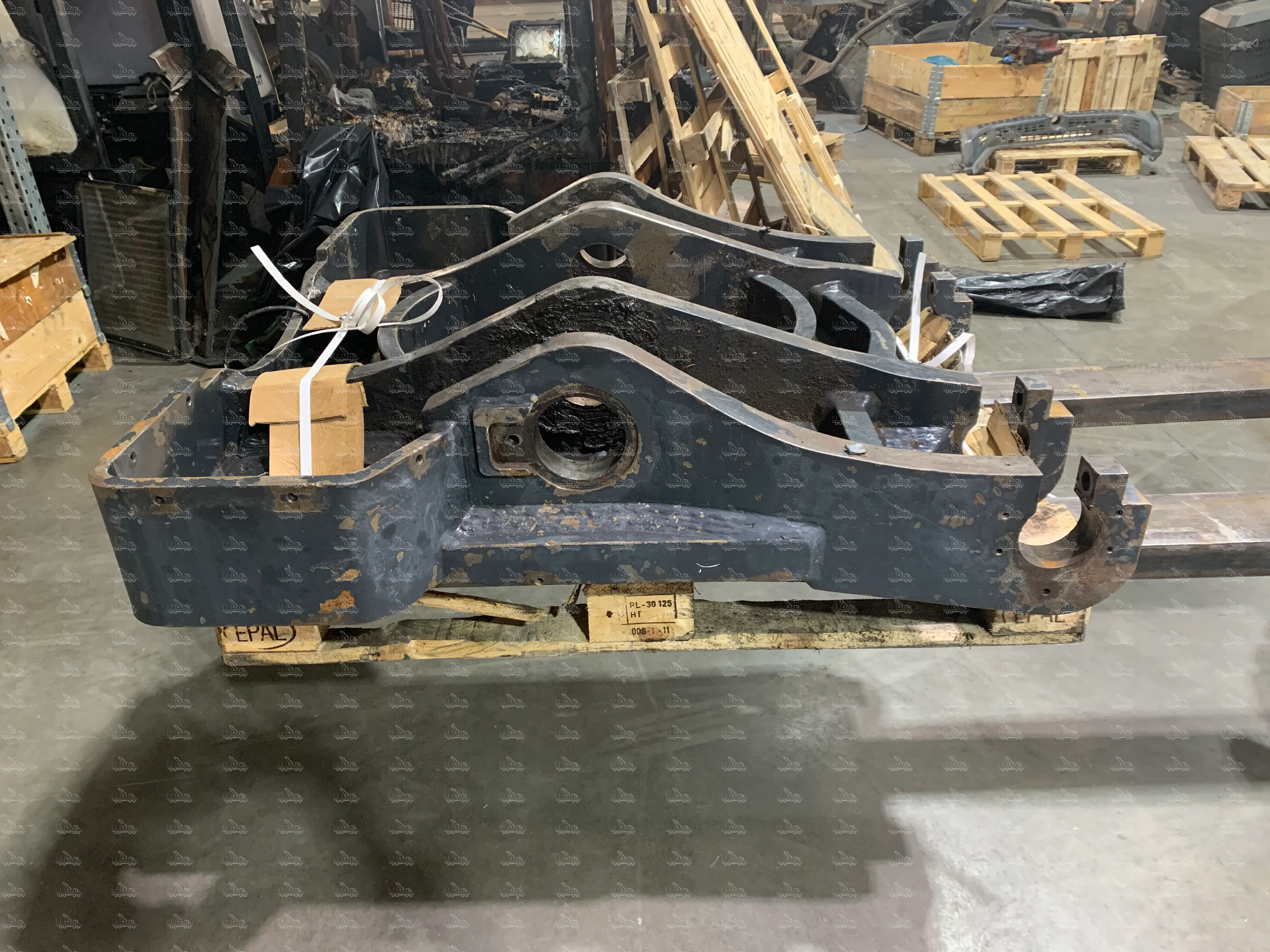 Нижнее основание стола для Ponsse Bear C6