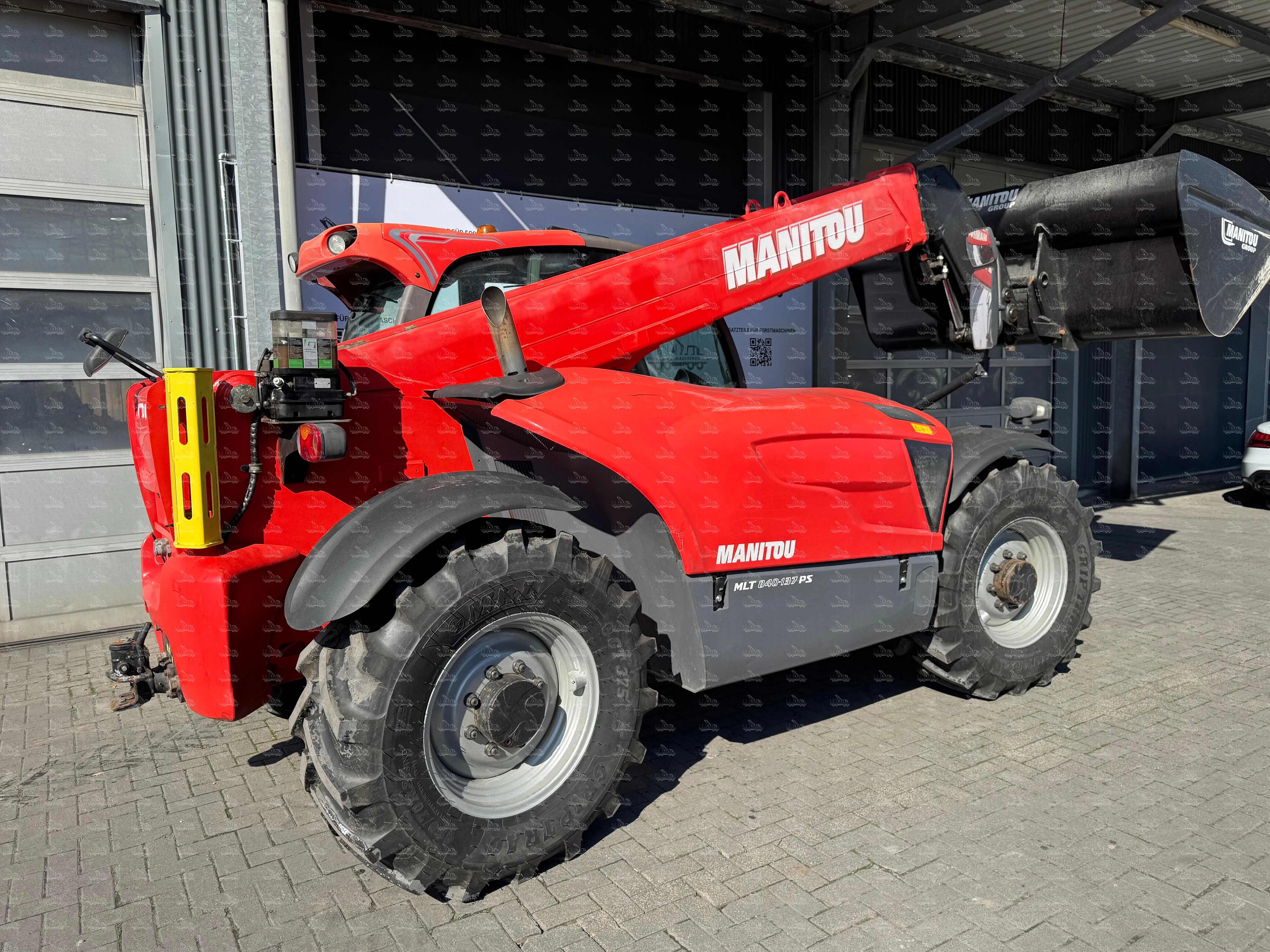 Маниту MT 840-137PS