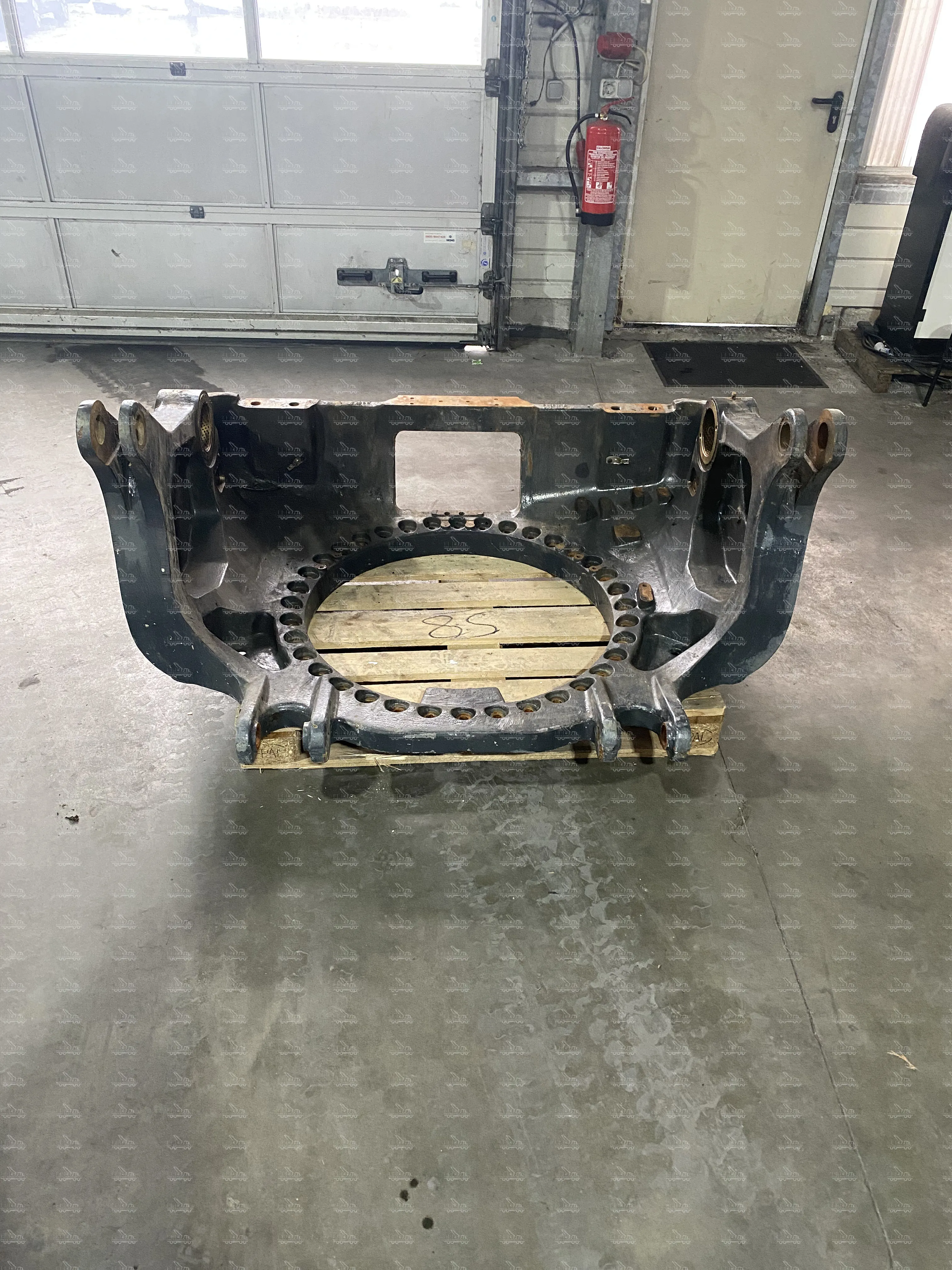 Кронштейн крепления кабины от Ponsse Scorpion