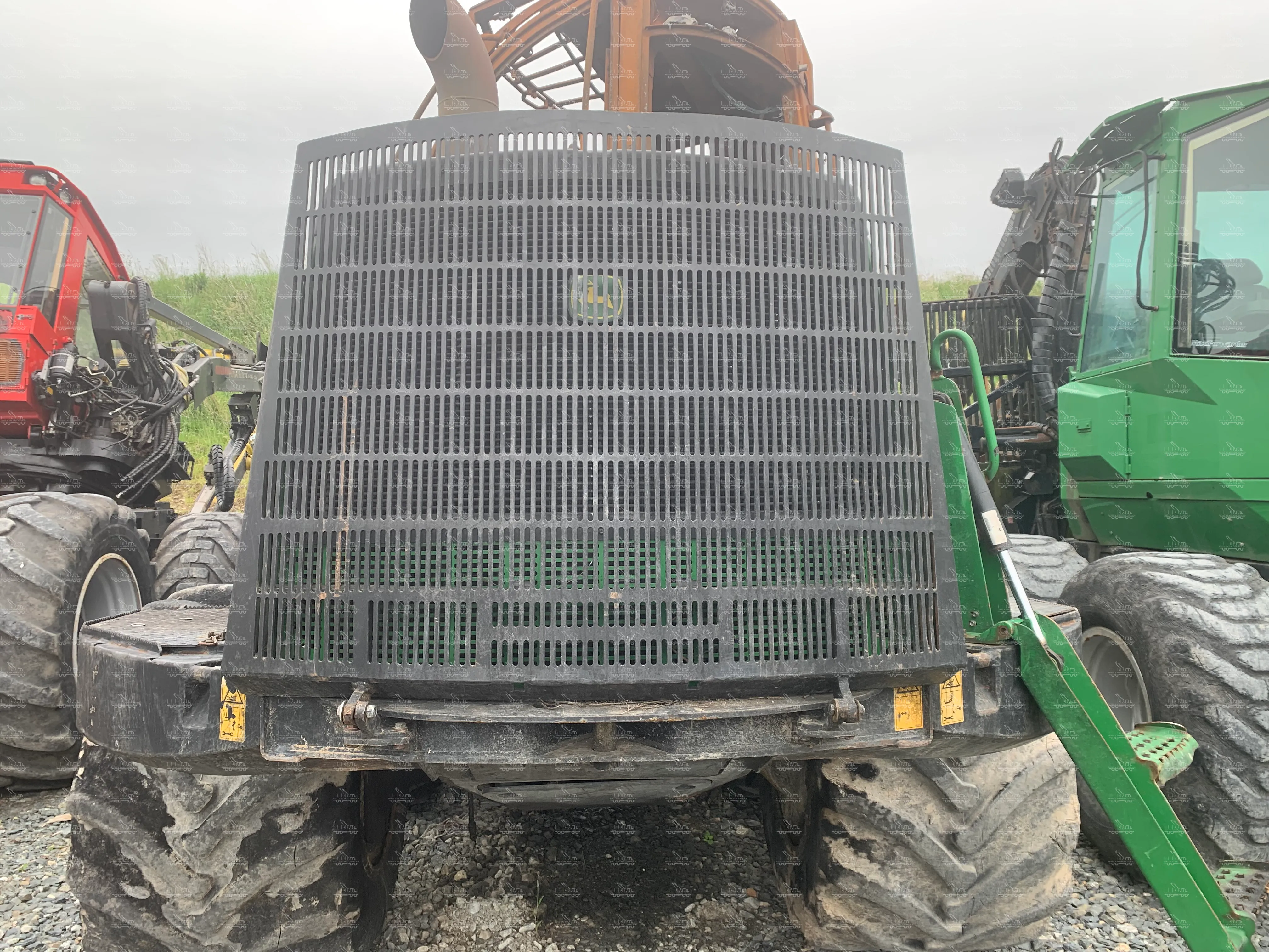 Front protection radiator guard for John Deere 1110E