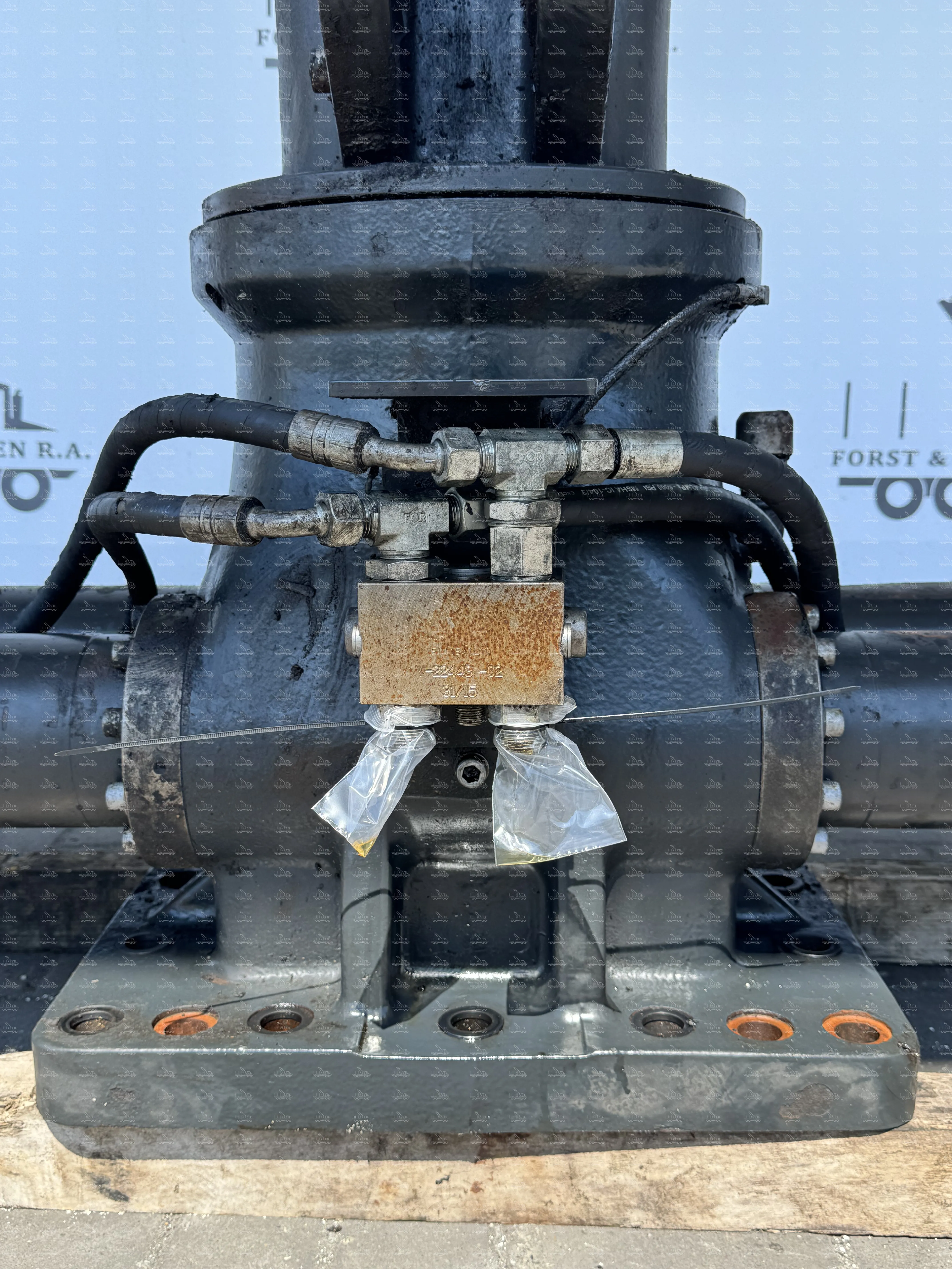 Pan/tilt mechanism of Ponsse K90M+
