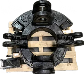 John Deere 1110E Mittelgelenk F700577 mit Lager F681170 F075460 F033618