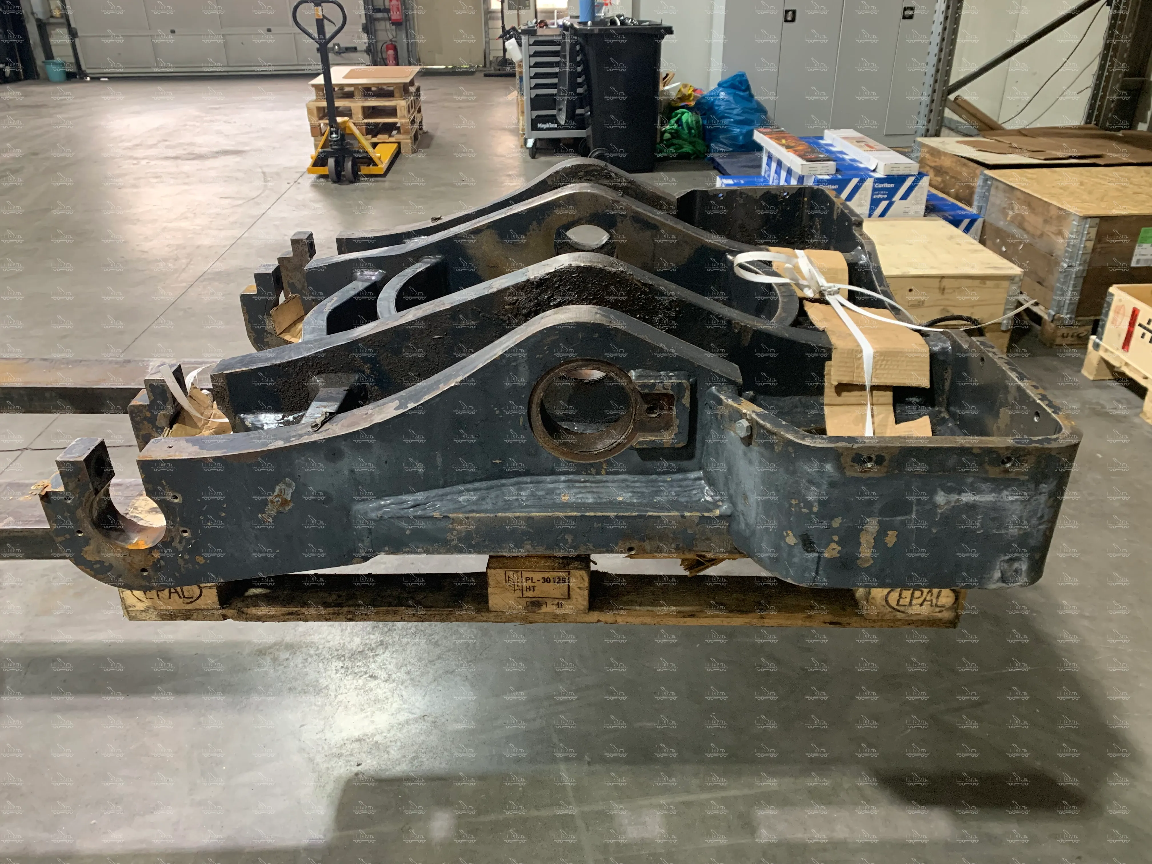 Нижнее основание стола для Ponsse Bear C6