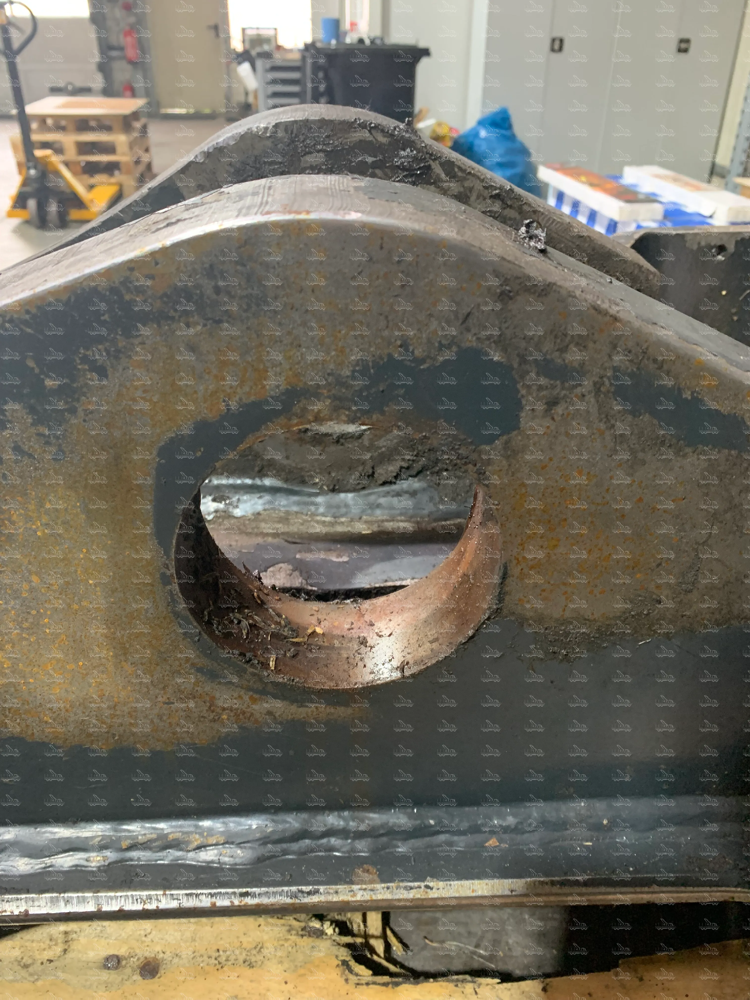 Нижнее основание стола для Ponsse Bear C6