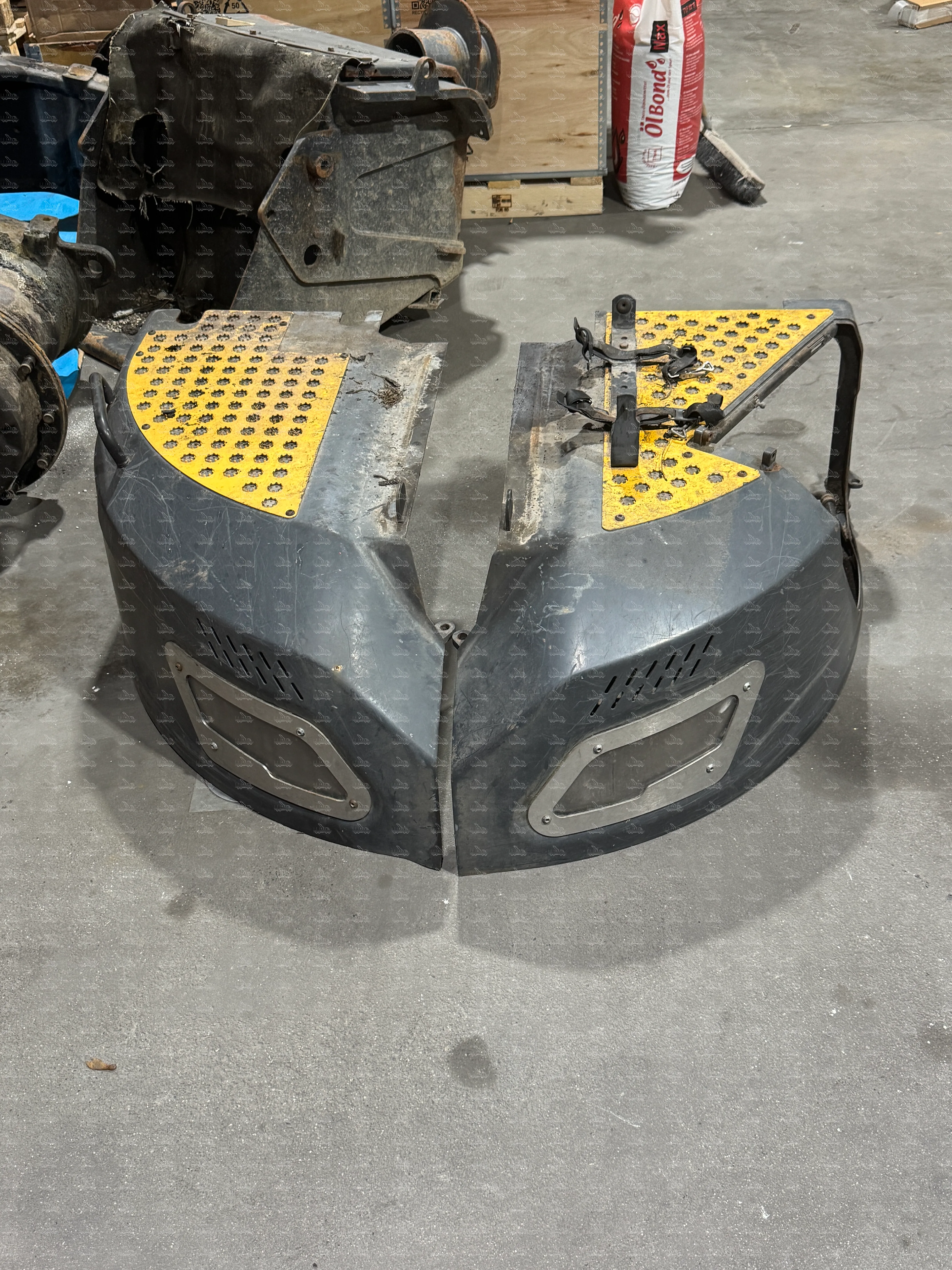 Fender for Ponsse Bear, Buffalo, Ergo harvester/forwarder